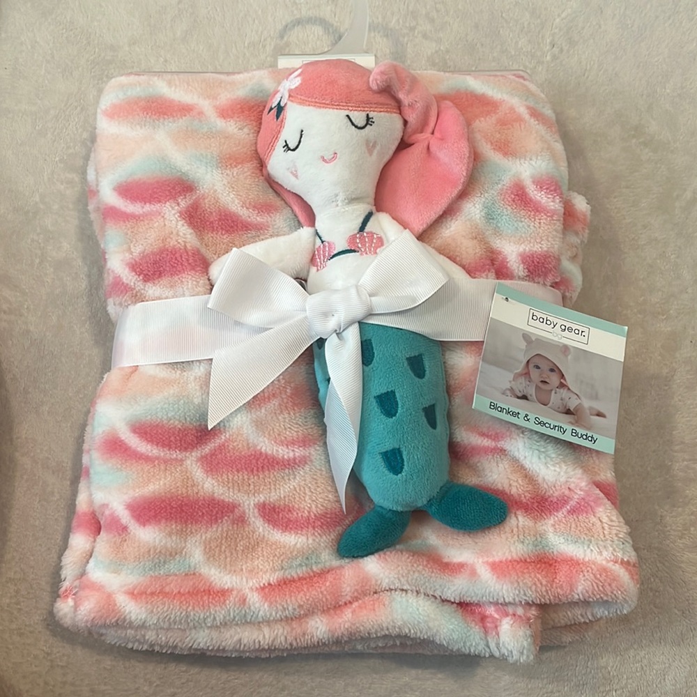 NWT - Blanket and Security Buddy